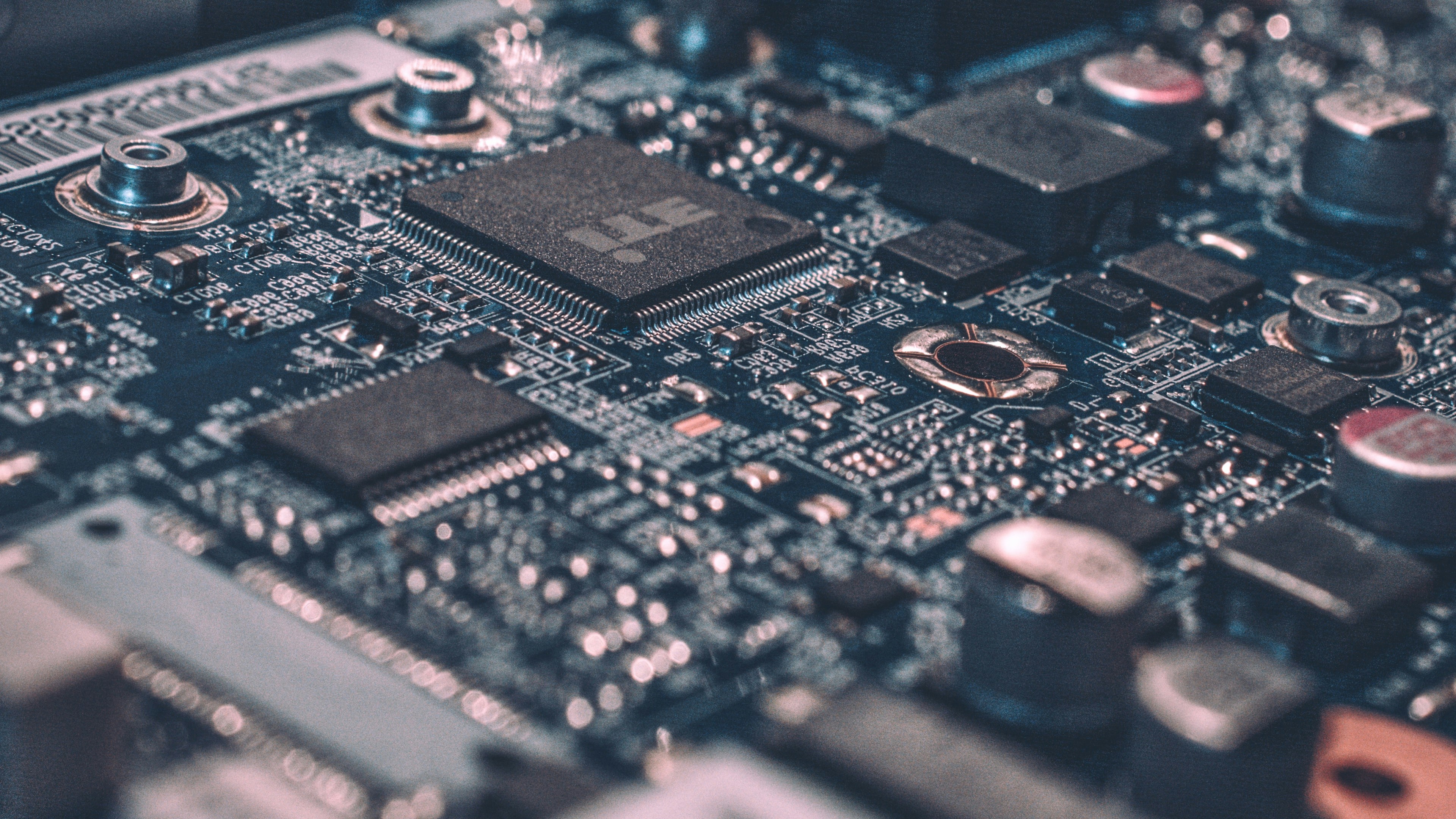 Detailaufnahme einer Computerplatine