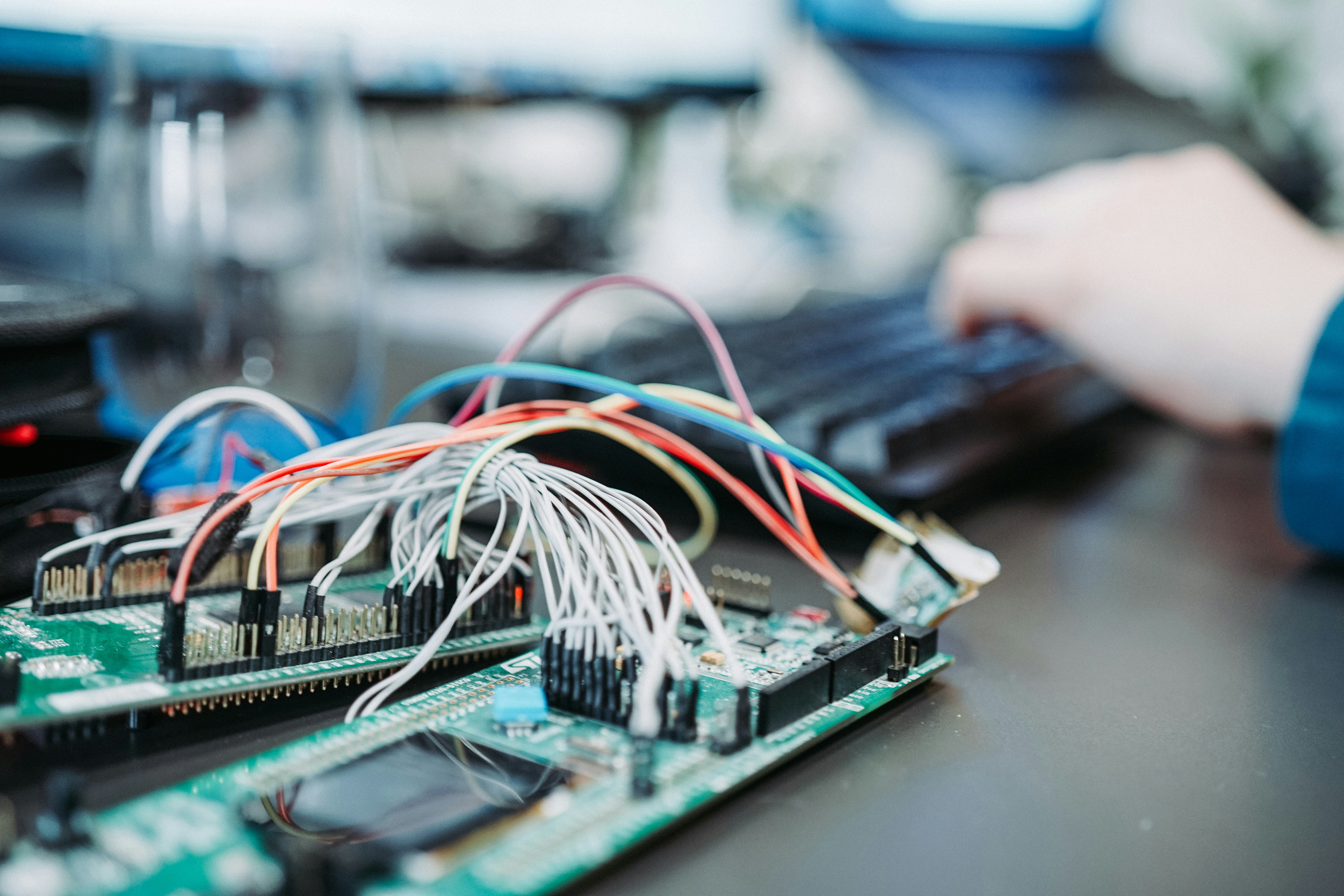 Arbeitsplatz für individuelle technische Lösungen